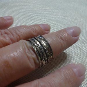 Whimsical "SILVER SPINNER RING" Handmade Size 10.5 #314B